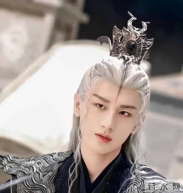 从万人捧到万人嫌,如今35岁的成毅,证明刘亦菲的话含金量还在升