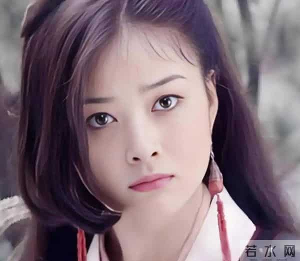 人前光鲜人后心酸,蒋欣减肥减到哭,刘晓庆的含金量还在上升