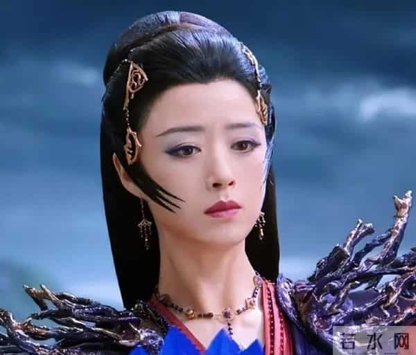 人前光鲜人后心酸,蒋欣减肥减到哭,刘晓庆的含金量还在上升