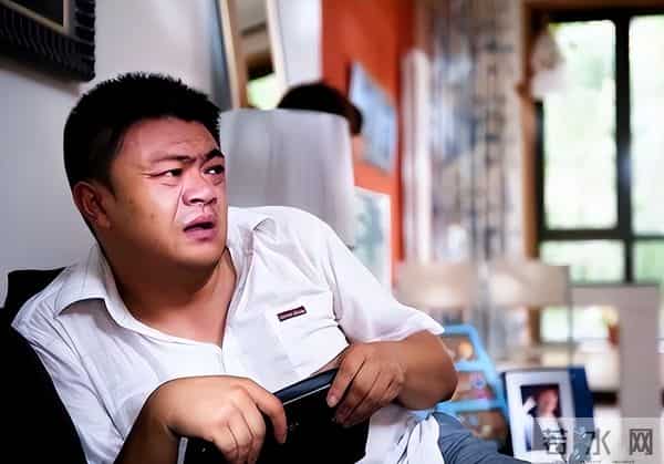 83岁高明近况:儿子高亮去世后,儿媳已成他和妻子的晚年依靠