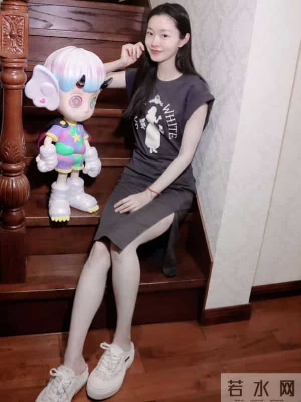 宋轶的腿又白又长,比例好绝