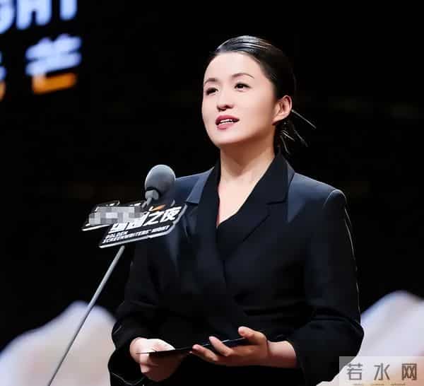 官媒出手!曝秦雯袭警被立案调查,已遭到反噬,势力大也没用