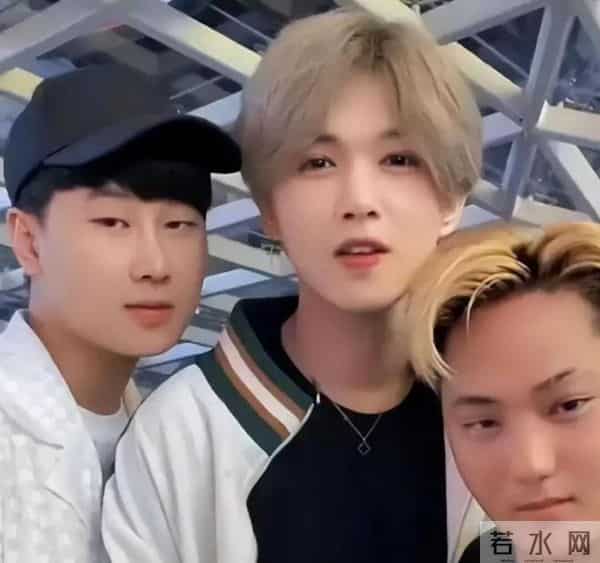 太突然！鹿哈官宣领证，3个月前已订婚，全网恭喜，终于等到这天