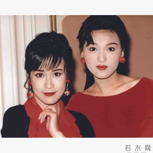 55岁香港著名女歌手的近况曝光，曾因不育通过领养方式实现母亲梦