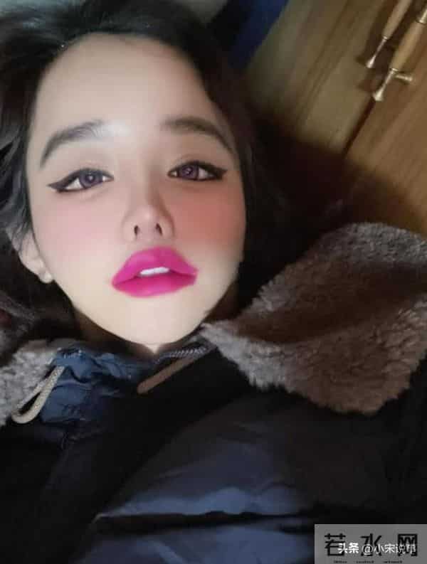 韩国女星与公司撕破脸，公布自己私人手机号，疑似因整形失败