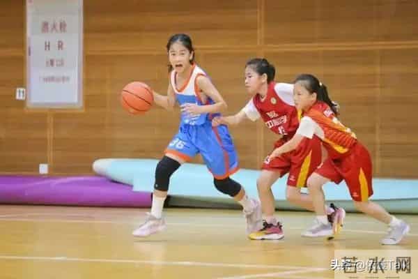 结婚13年，44岁郭晶晶再次迎来喜讯，霍震霆的话再一次得到印证