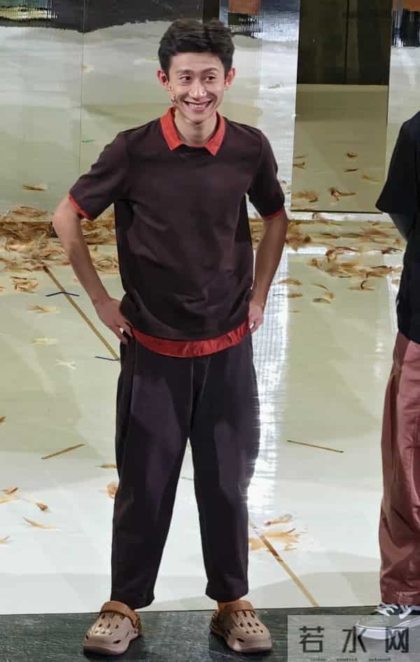 被“发腮”的张一山惊艳，内娱男星越老越值钱，还真不是随口瞎掰