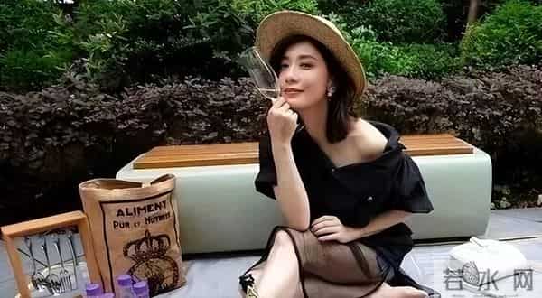 又嫁错人了？不到24小时，贾静雯迎来4个噩耗，个个戳她心窝