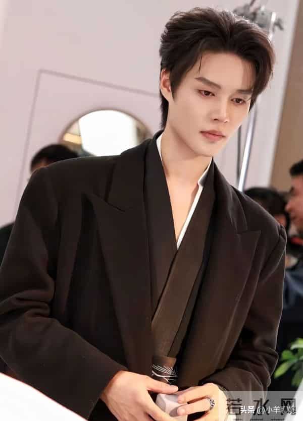 短剧圈“行走的衣架子”都有谁?刘萧旭落选,最合适的竟然是他?