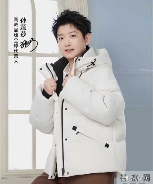 就在刚刚,孙颖莎更新动态官宣再添新身份,成为全球代言人!