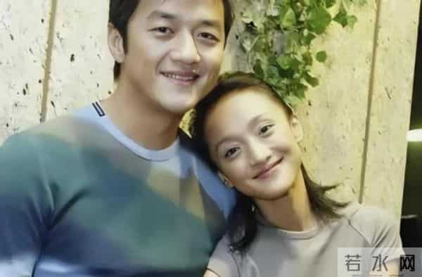 51岁的周迅是一位“实力派演员”,出演的角色都十分出彩