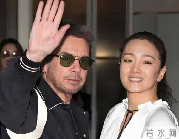 70岁米歇尔求婚52岁巩俐:我年入5亿,嫁给我!巩俐霸气回应:我每周做4次有氧运动,你行吗