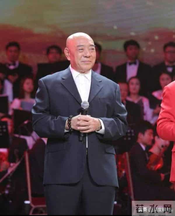 98版沙僧刘大刚去世，30积蓄全捐出，生前坐轮椅仍出席公益