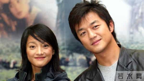 51岁的周迅是一位“实力派演员”,出演的角色都十分出彩