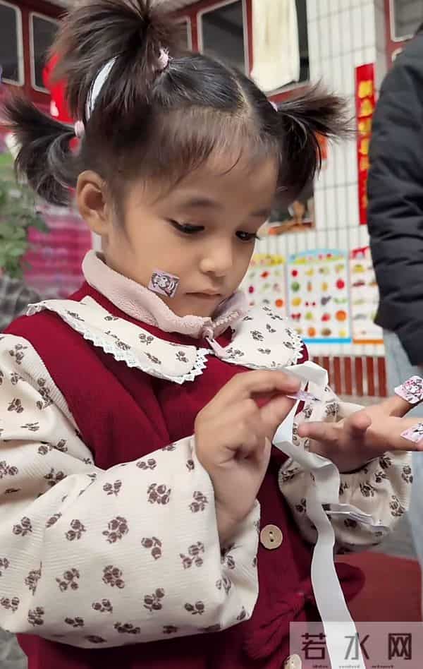 皮衣哥回巴重启助人之旅,苏美拉急着求见,超群分享安娜进步获赞