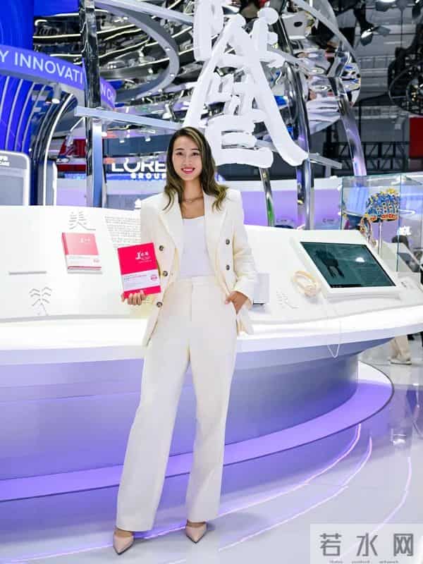 一大波明星扎堆现身上海!唐嫣、李宇春、吴奇隆、郑钦文……都往这里冲!