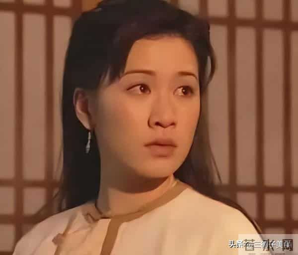 干爹离世10天后,佘诗曼迎来好消息,这下许绍雄终于可以放心了