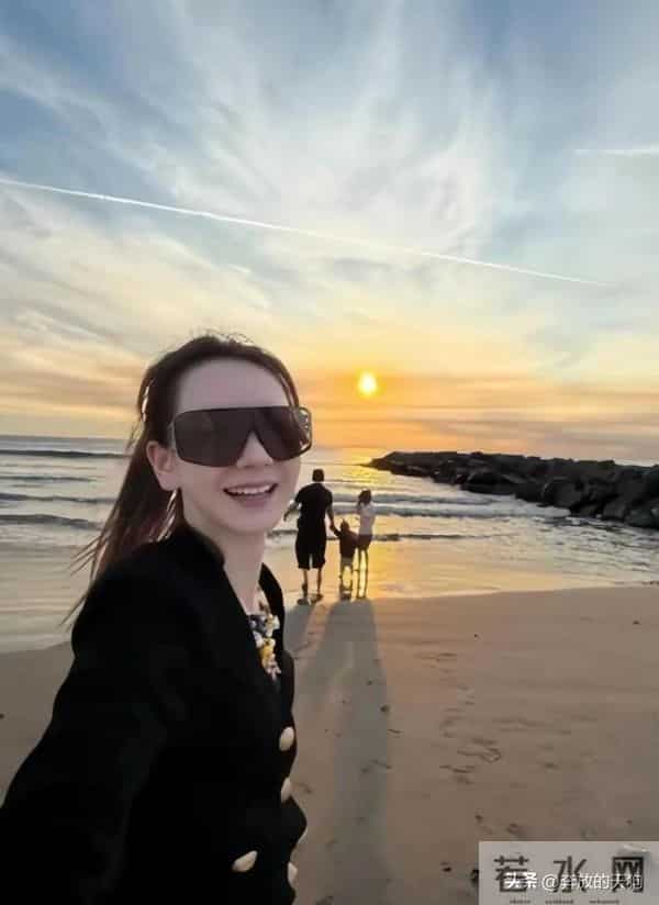 戚薇李承铉全家出游，10岁lucky打扮时髦，照顾弟弟好贴心