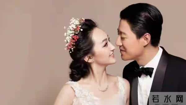 她24岁嫁给“家暴男”于震,连生三胎后,被夫家宠成宝