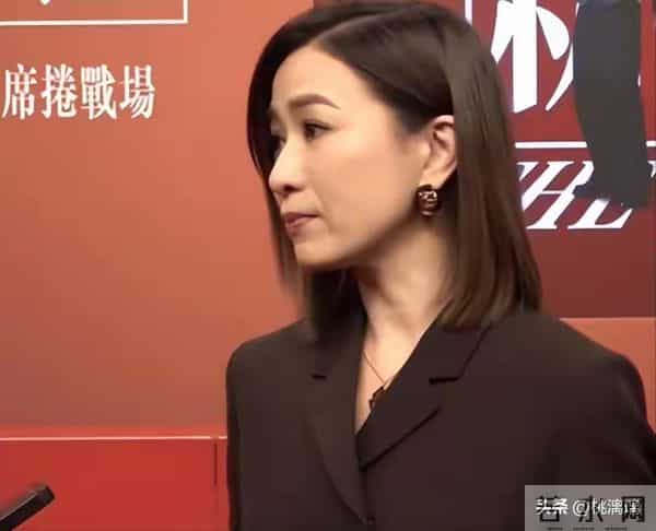 干爹离世10天后，佘诗曼迎来好消息，这下许绍雄可以放心了