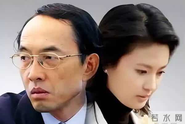 前央视主持刘芳菲现状,俩富豪前任全都判死刑,如今她满眼空洞