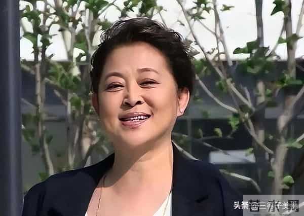 倪萍:九年救子独扛账,不给现任转嫁经济负担,再婚20年越过越稳