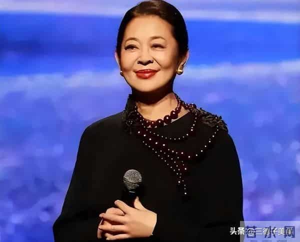 倪萍:九年救子独扛账,不给现任转嫁经济负担,再婚20年越过越稳