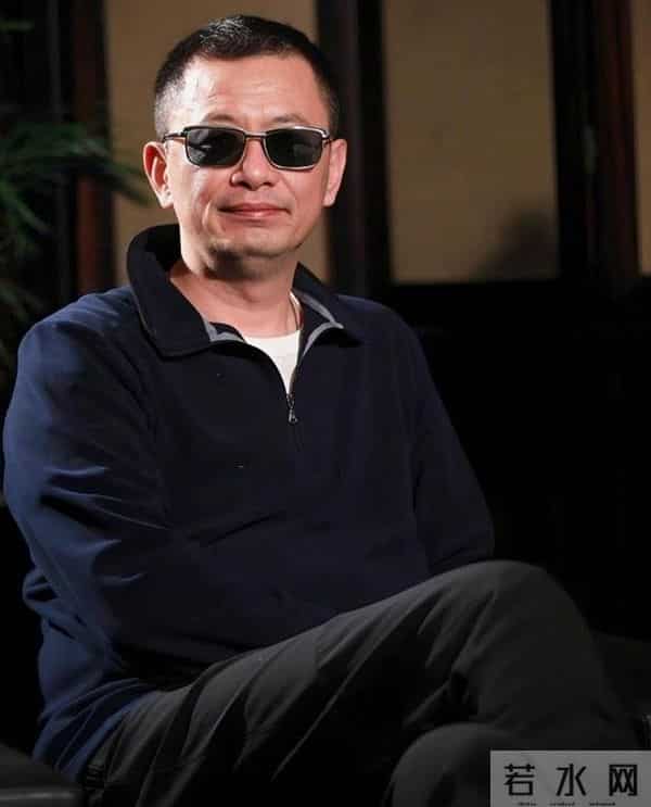 陪玩陪睡不过开胃菜,袭警、吮手指、集体嫖娼,一件比一件荒唐!