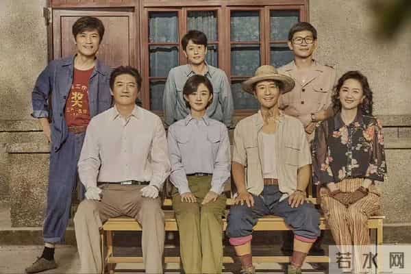 央视多次点名赵丽颖,释放三个信号