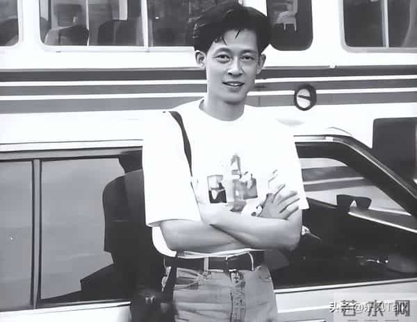 演员王志文:不留骨灰,不设墓地!他的选择引发无数网友深思