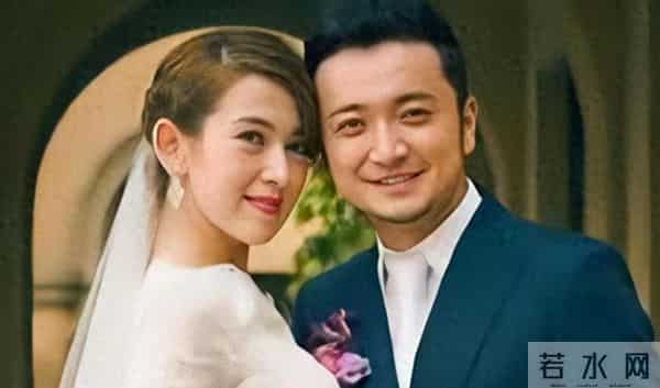 原来我们都被骗了，尼格买提对前妻只字不提，担心的事还是发生了