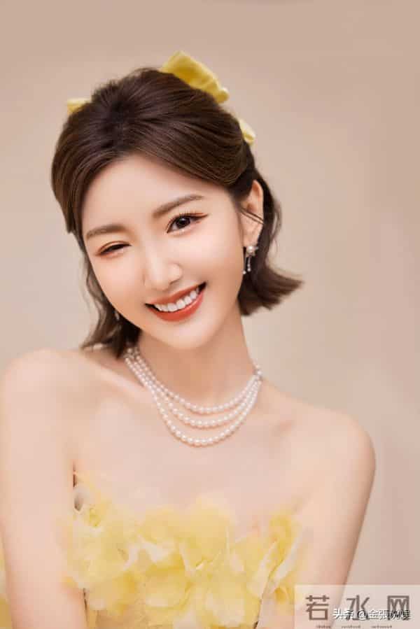 与陈晓闪婚领证传闻真相大白1个多月,毛晓彤近况曝出,并不意外