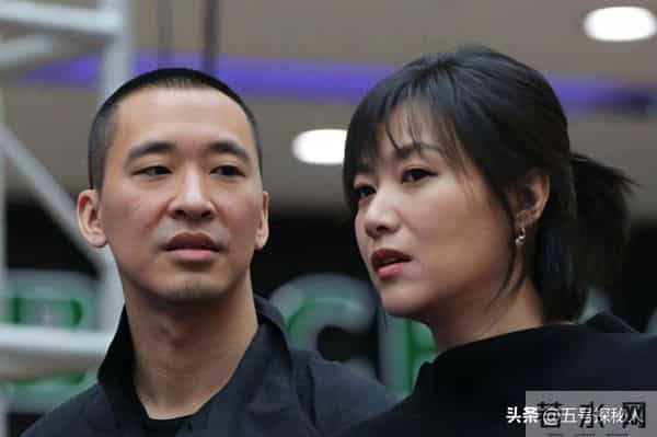 51岁徐静蕾近况曝光：没结婚但有伴侣，定居美国6年，吃成胖美人