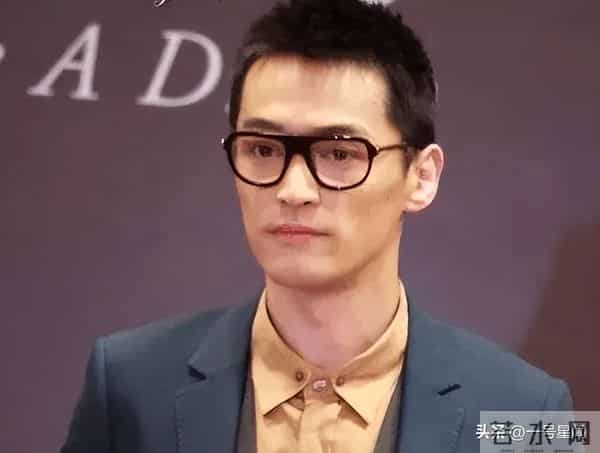 王家卫"录音门事件"才过几天，胡歌官宣喜讯，原来他们不是一路人