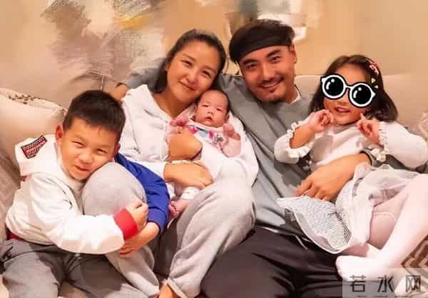 38岁何洁想不到,自己的二婚丈夫刁磊,已经开始为她"争光"了!