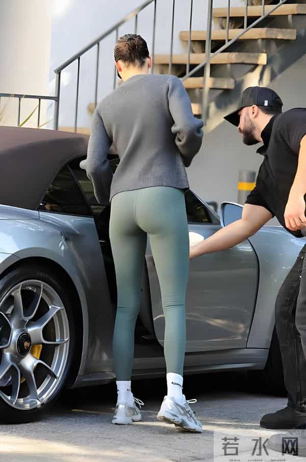 肯豆的身材已经无敌了