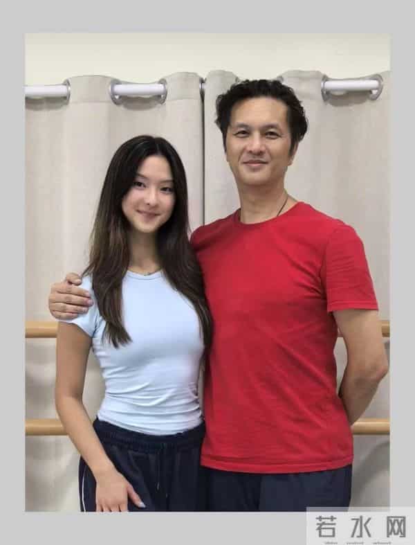 落选港姐宣布正式成为TVB旗下艺人,原来她爸爸也是前TVB男星