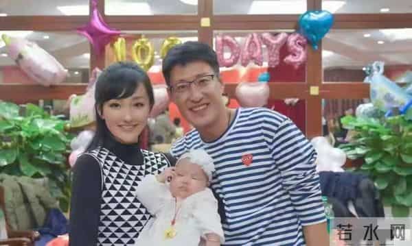 她24岁嫁给“家暴男”于震,连生三胎后,被夫家宠成宝