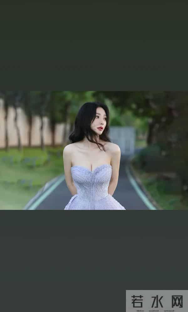 柳岩性感穿搭合集,你喜欢哪一套?