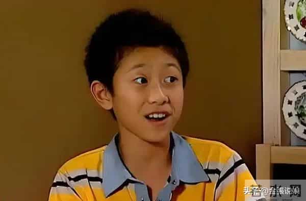 被"发腮"的张一山惊艳,33岁终于长开,网友:杨紫得避嫌了