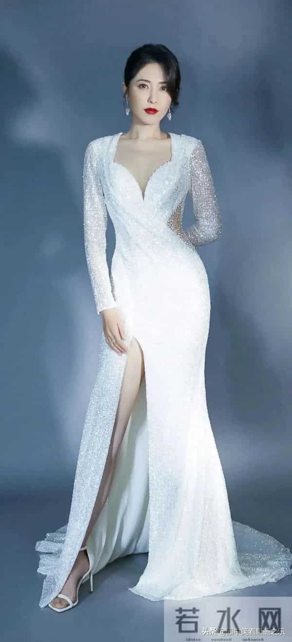 白月光女神:曾黎