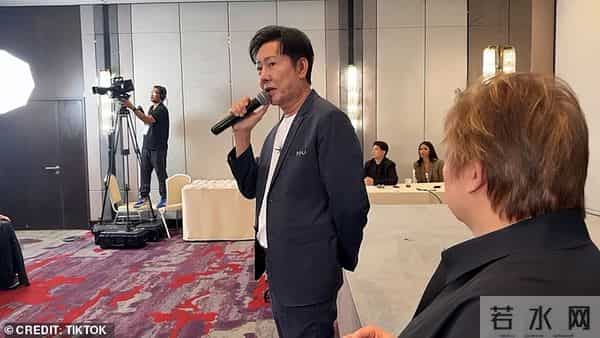 环球小姐大赛高管公开辱骂选手不伺候金主?佳丽愤怒离场引热议!