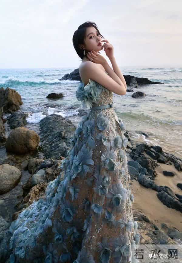 关晓彤|这逆天的大长腿