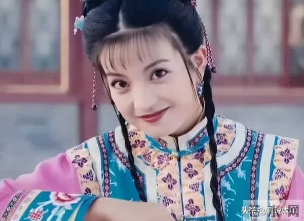 一眨眼没想到曾经火遍大江南北的“小燕子”竟然已经被封杀4年了