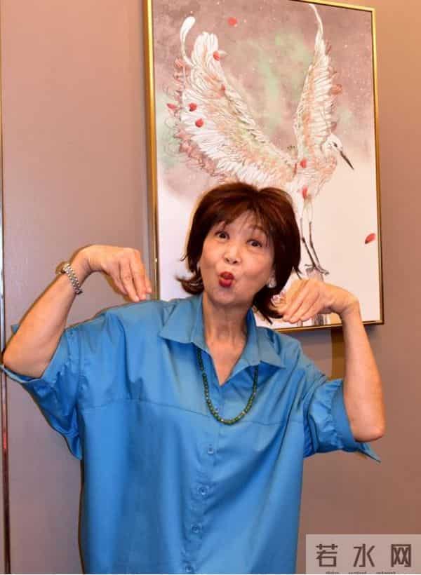 TVB“金牌绿叶”两年暴瘦20磅引担心,惊现树根颈,自嘲变仙鹤