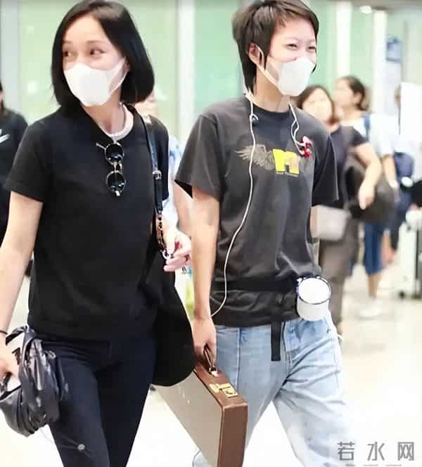 王菲也没想到,“被曝同居”的28岁女儿窦靖童,会走上她的来时路