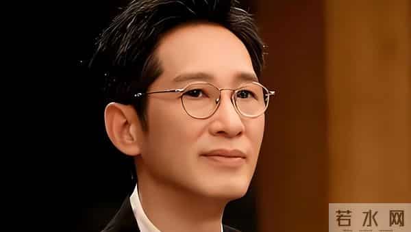 国家一级演员王劲松,无儿无女无绯闻,如今58岁熬成演技天花板