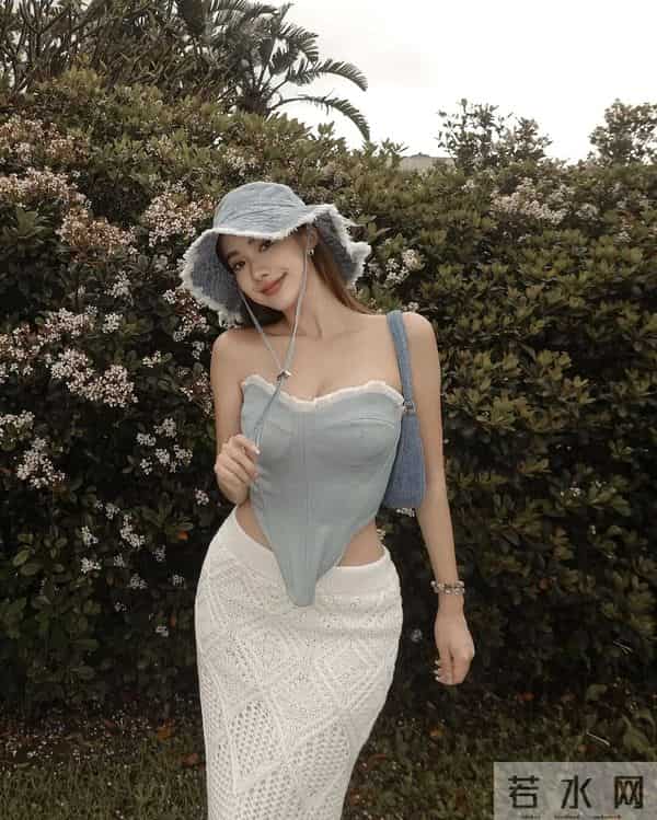 台妹!还得是台妹!极致腰臀比!这身材,太离谱了!