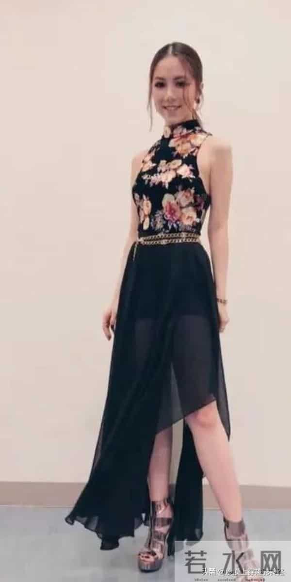 这才是邓紫棋真实身材,你见了有何感想?