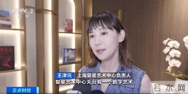 她是金牌美女主持，嫁上海首富生3个孩子，54岁看着像34岁好年轻